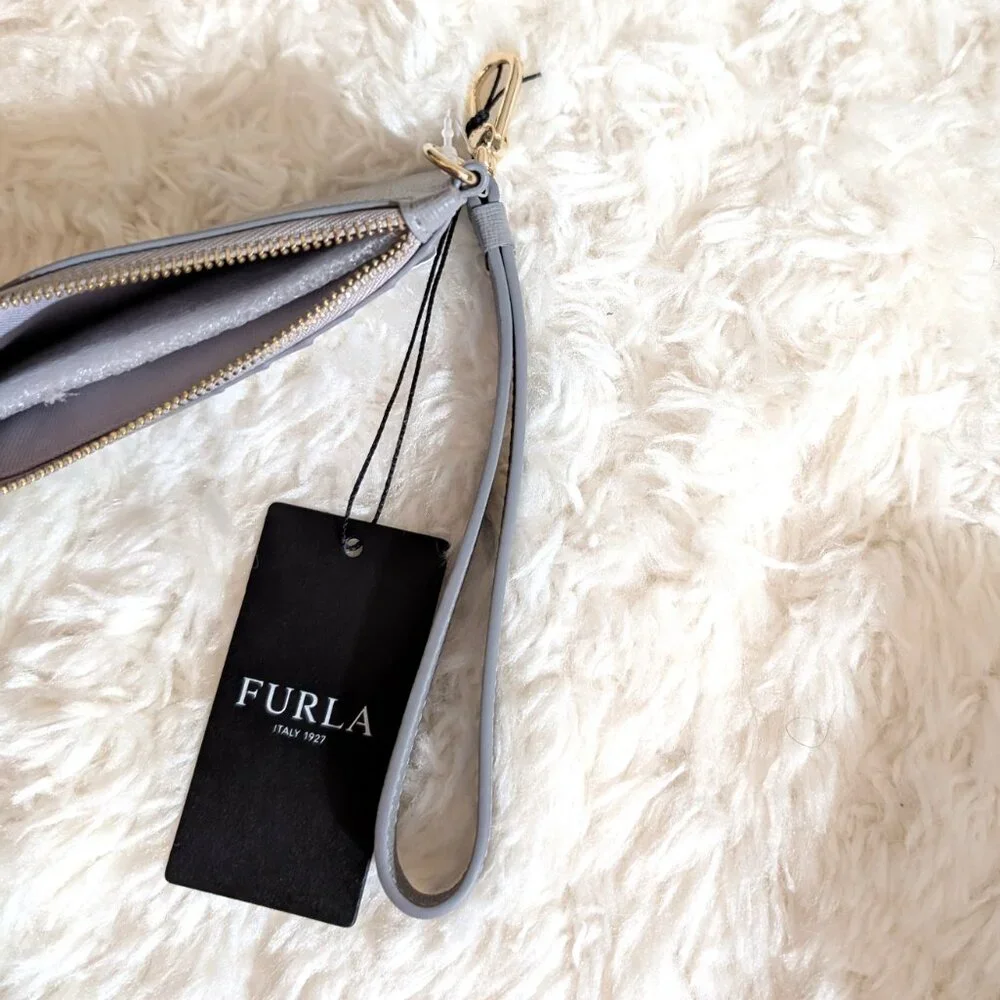NWT Furla Saffiano Leather Credit Card Case Wristlet in gray